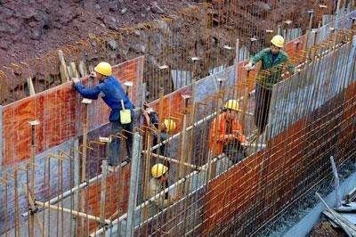 安?？h月薪4500+成為建筑行業(yè)常態(tài)，財經(jīng)視角下的建筑工程勞務(wù)分包市場